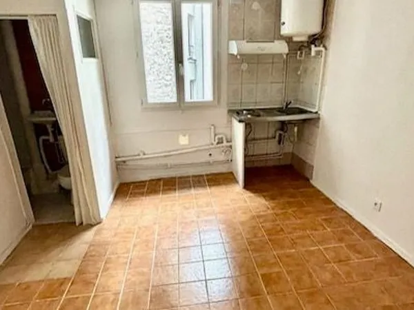 Studio 1 pièce 14 m²