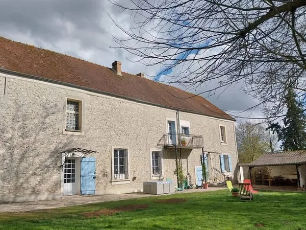 Maison 9 pièces 260 m²