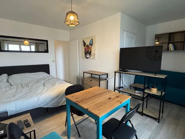 Studio 1 pièce 30 m²