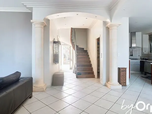 Maison 5 pièces 130 m²