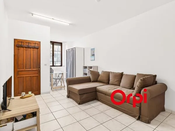 Studio 2 pièces 25 m²
