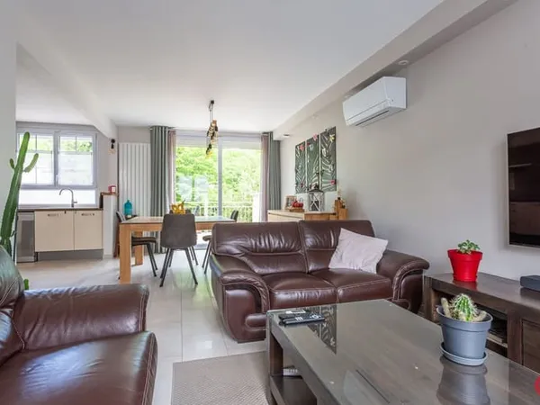 Maison 5 pièces 77 m²