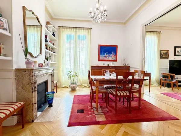 Appartement 3 pièces 117 m²