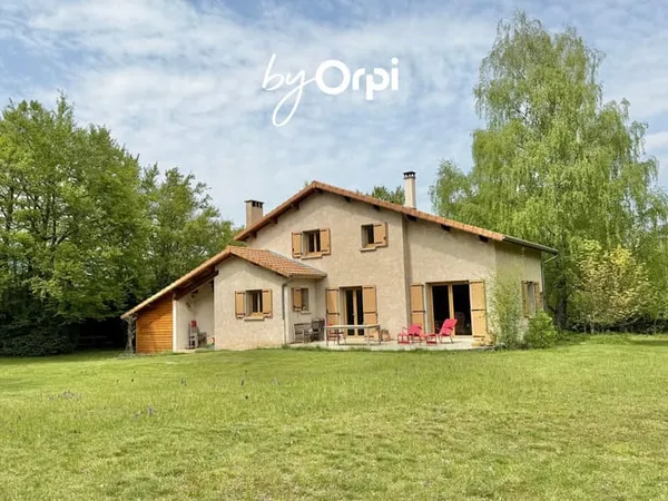 Maison 4 pièces 151 m²
