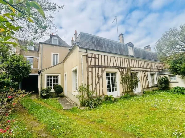 Maison 11 pièces 248 m²