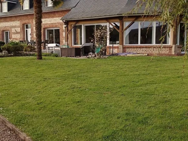 Maison 4 pièces 228 m²