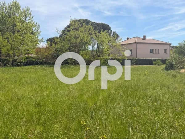 Terrain 414 m²