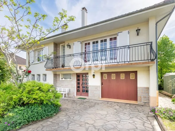 Maison 4 pièces 128 m²