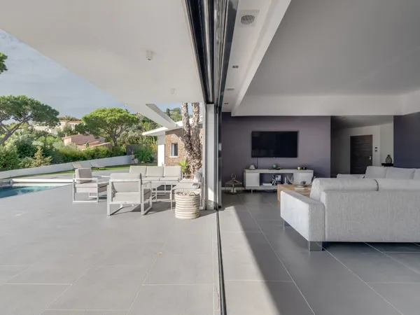 Maison 4 pièces 280 m²