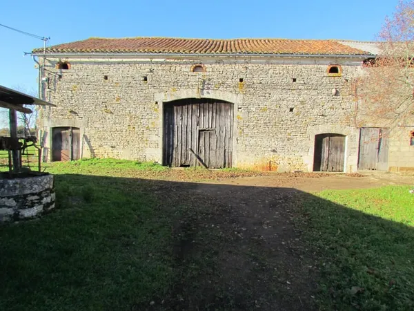 Maison 7 pièces 300 m²