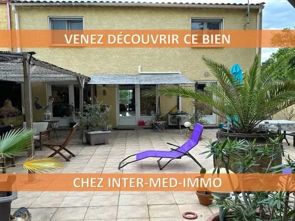 Agde Grand appartement de 4 pièces en duplex situé au 1er étage