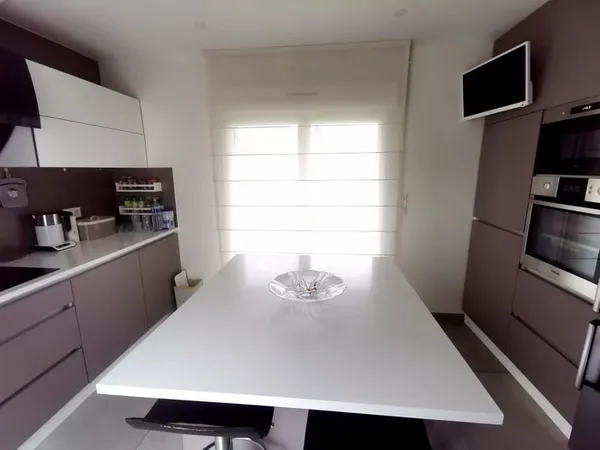 Maison type LOFT 130 m² de plain pied.