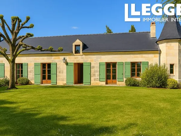 Charmante propriété de caractère de 4 chambres avec piscine proche de la Loire, au nord de Saumur