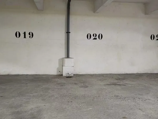 Parking 11 m²