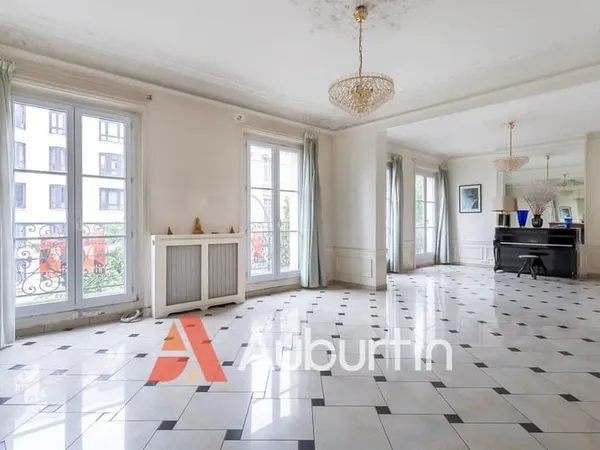 Appartement 4 pièces 104 m²
