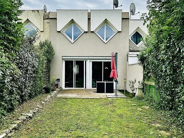 Maison 6 pièces 104 m²