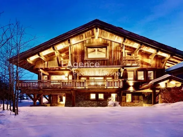 REF 405 : MEGEVE MONT D'ARBOIS - CHALET D'EXCEPTION - DOMAINE PRIVÉ - SKIS AUX PIEDS