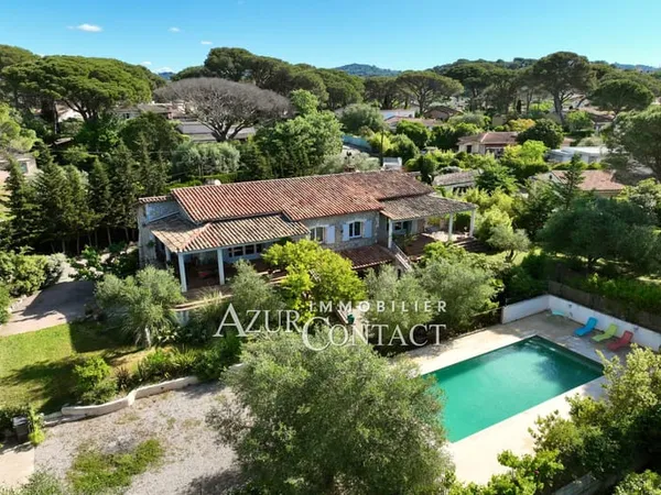 Maison 8 pièces 224 m²