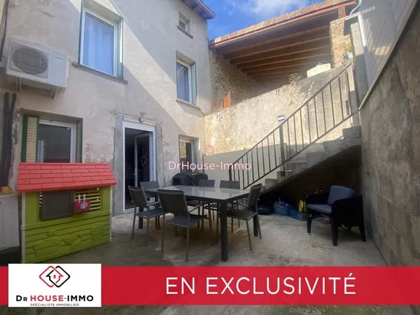 Charmante maison de village, 3 pièces avec terrasse à Montmeyran.