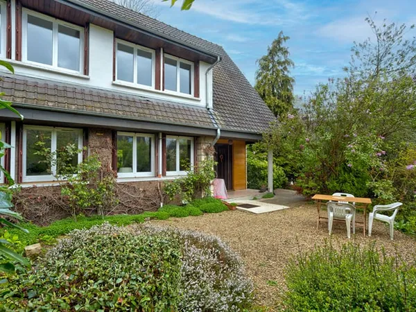 Maison 7 pièces proche gare rive droite