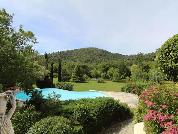 Maison 6 pièces 175 m²