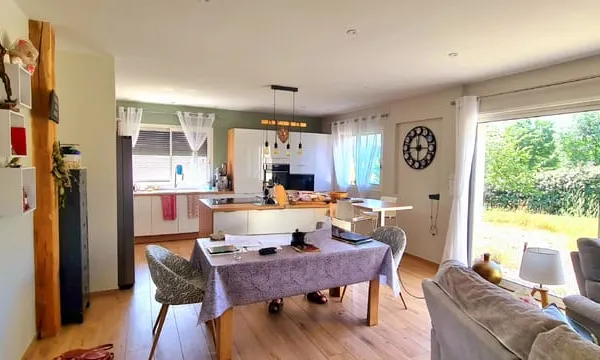 Maison 3 pièces 90 m²