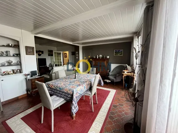 Appartement 102m2 à St Bonnet le Château