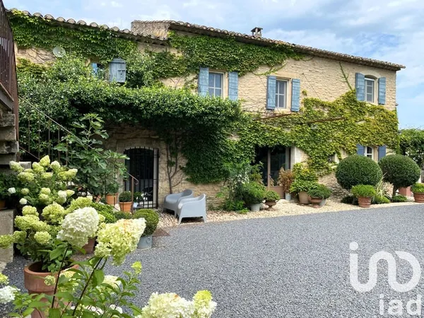 Maison 14 pièces 420 m²