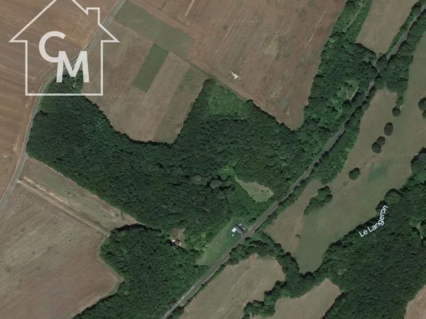 Terrain de Loisirs en bordure de forêt
