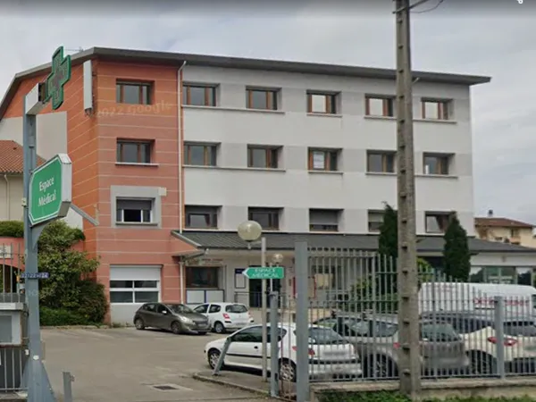 Bureaux à louer à Bourg-en-Bresse - Idéalement situés, accès