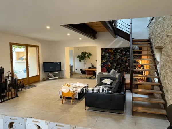 Maison 7 pièces 187 m²