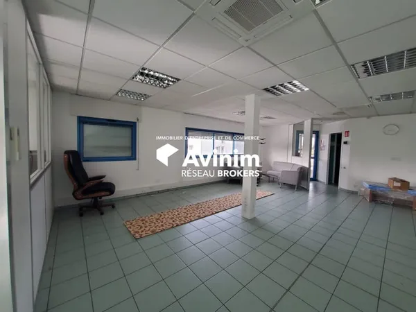 Bureaux 103 m²