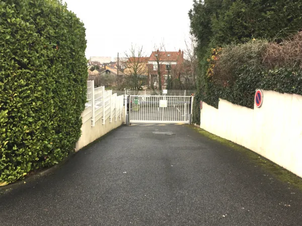 Garage 10 m²