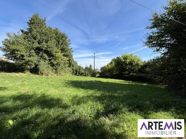Terrain 690 m²