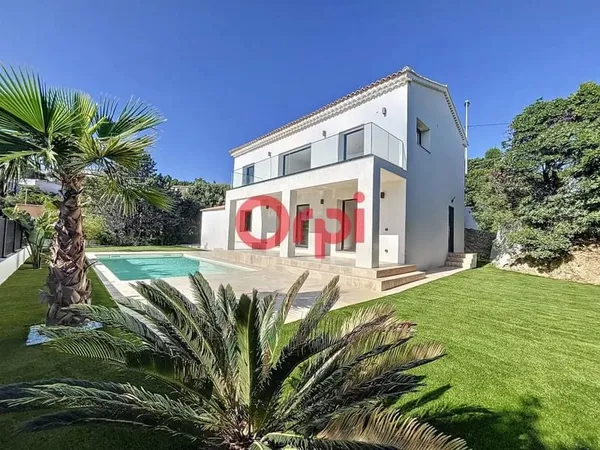 LES ISSAMBRES : Villa vue mer avec piscine
