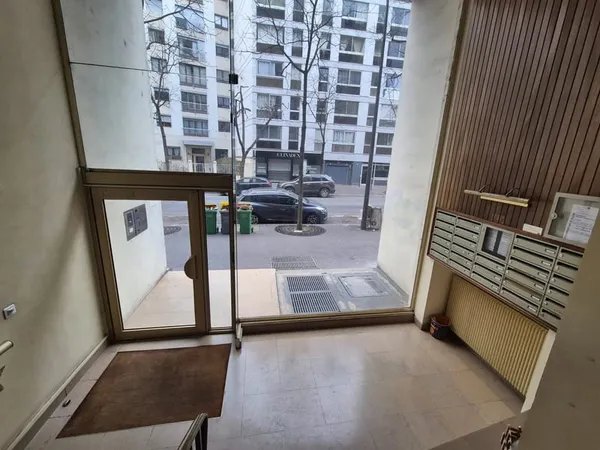 A LOUER Appartement refait à NEUF Av Felix Faure