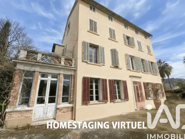 Maison 15 pièces 338 m²