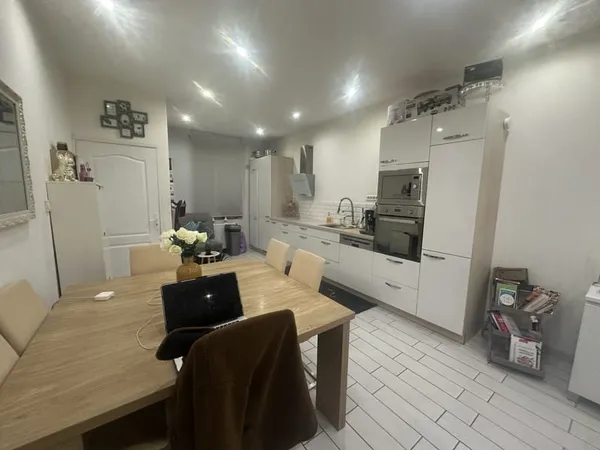Maison 7 pièces 85 m²