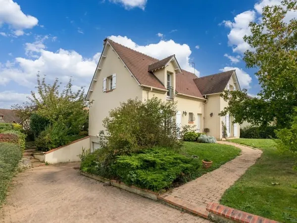 Maison 5 pièces 168 m²