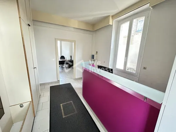 Bureaux 6 pièces 130 m²