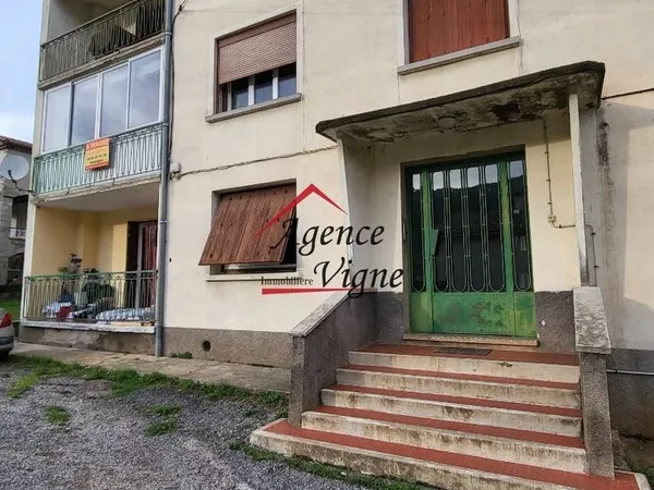 Appartement 3 pièces rénové dans résidence