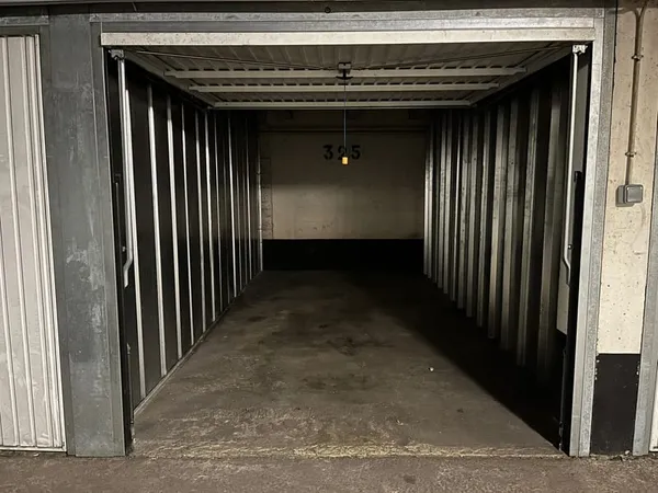 Parking 11 m²
