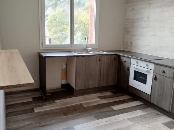 Appartement Peyruis 4 pièces 82 m2