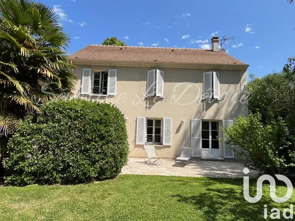 Maison 8 pièces 181 m²