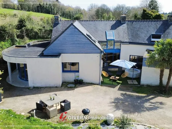 Maison 7 pièces 192 m²