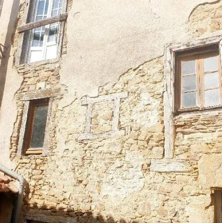 Bien immobilier de rendement Vente Saint-Léonard-de-Noblat  160m² 98000€