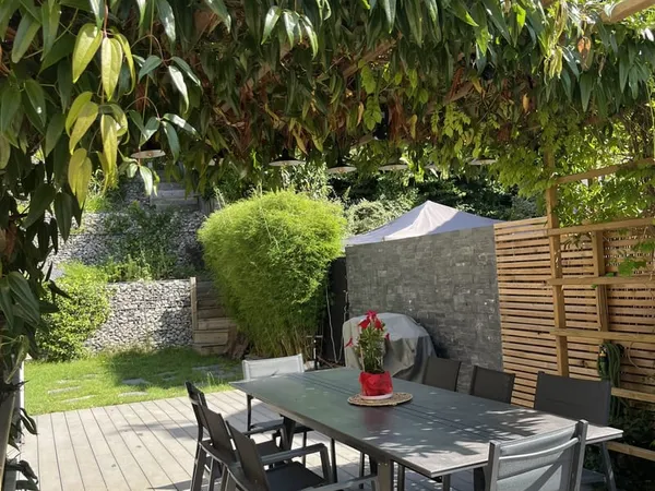 Maison 8 pièces 170 m²