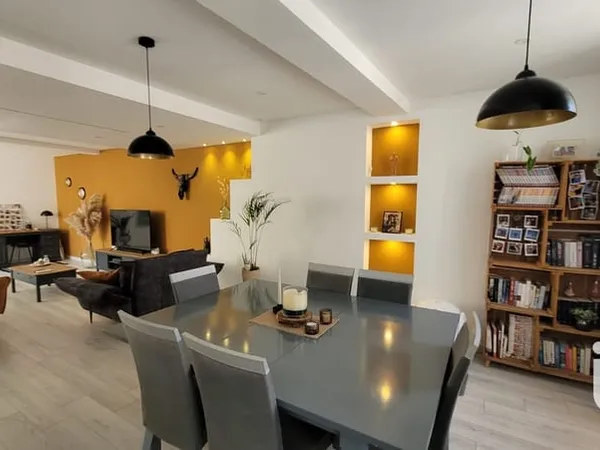 Maison 5 pièces 182 m²