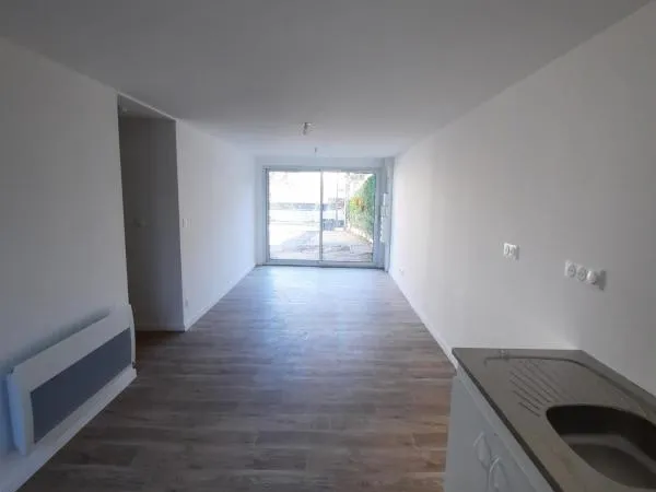 SAINT-NAZAIRE, LES ROCHELLES - STUDIO EN REZ-DE-CHAUSSÉE