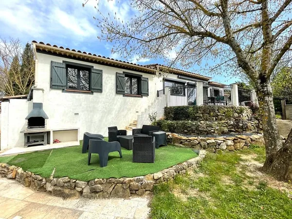 Maison 8 pièces 141 m²
